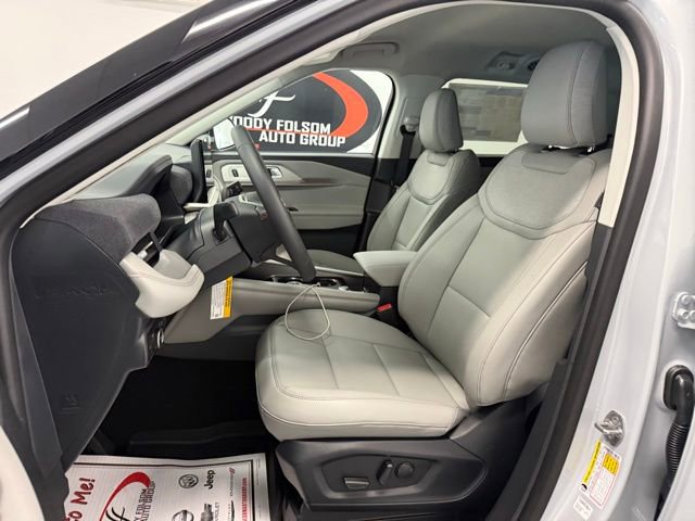 New 2026 Ford Explorer Active w/ Active Comfort Package RWD image 13