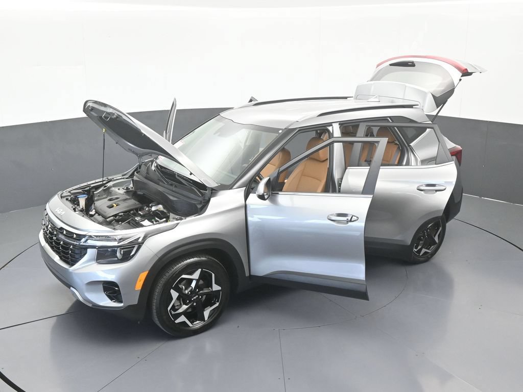 Used 2024 Kia Seltos EX FWD image 63