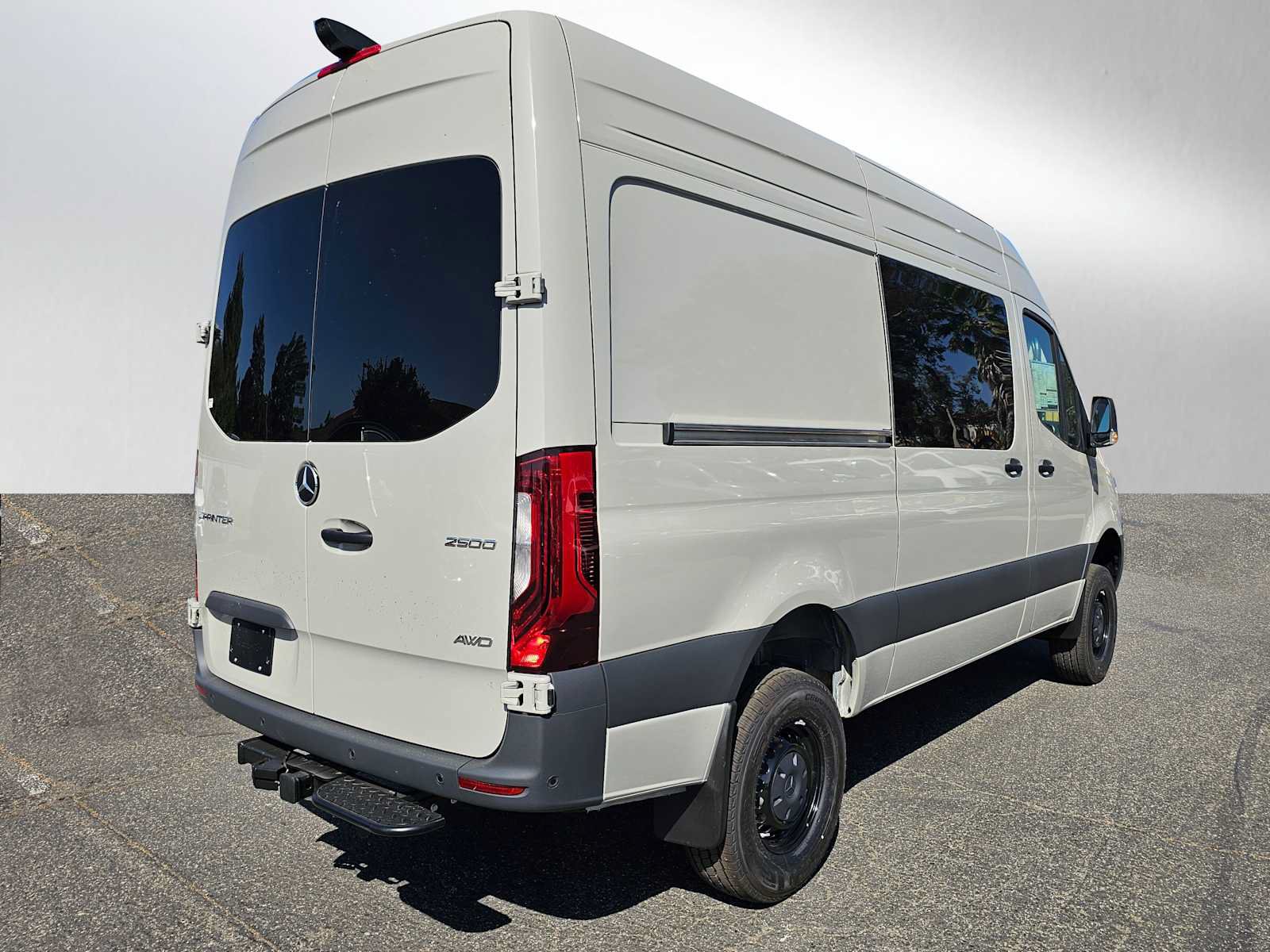 New 2026 Mercedes-Benz Sprinter 2500 image 3
