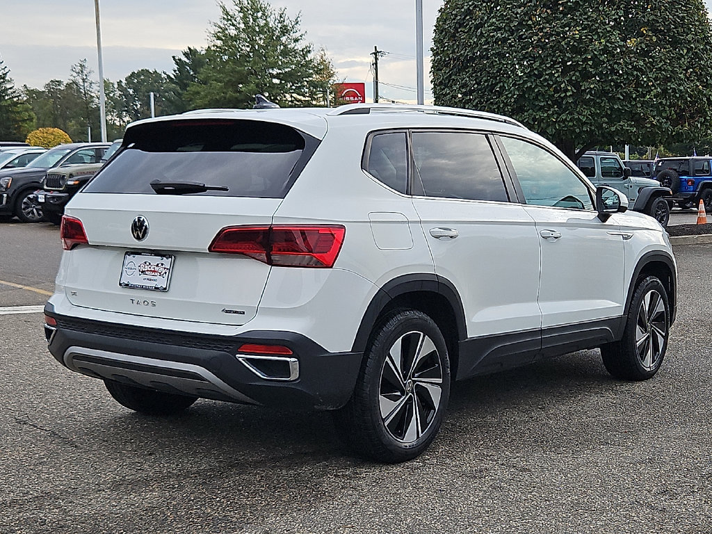 Used 2024 Volkswagen Taos SE AWD/4WD image 7