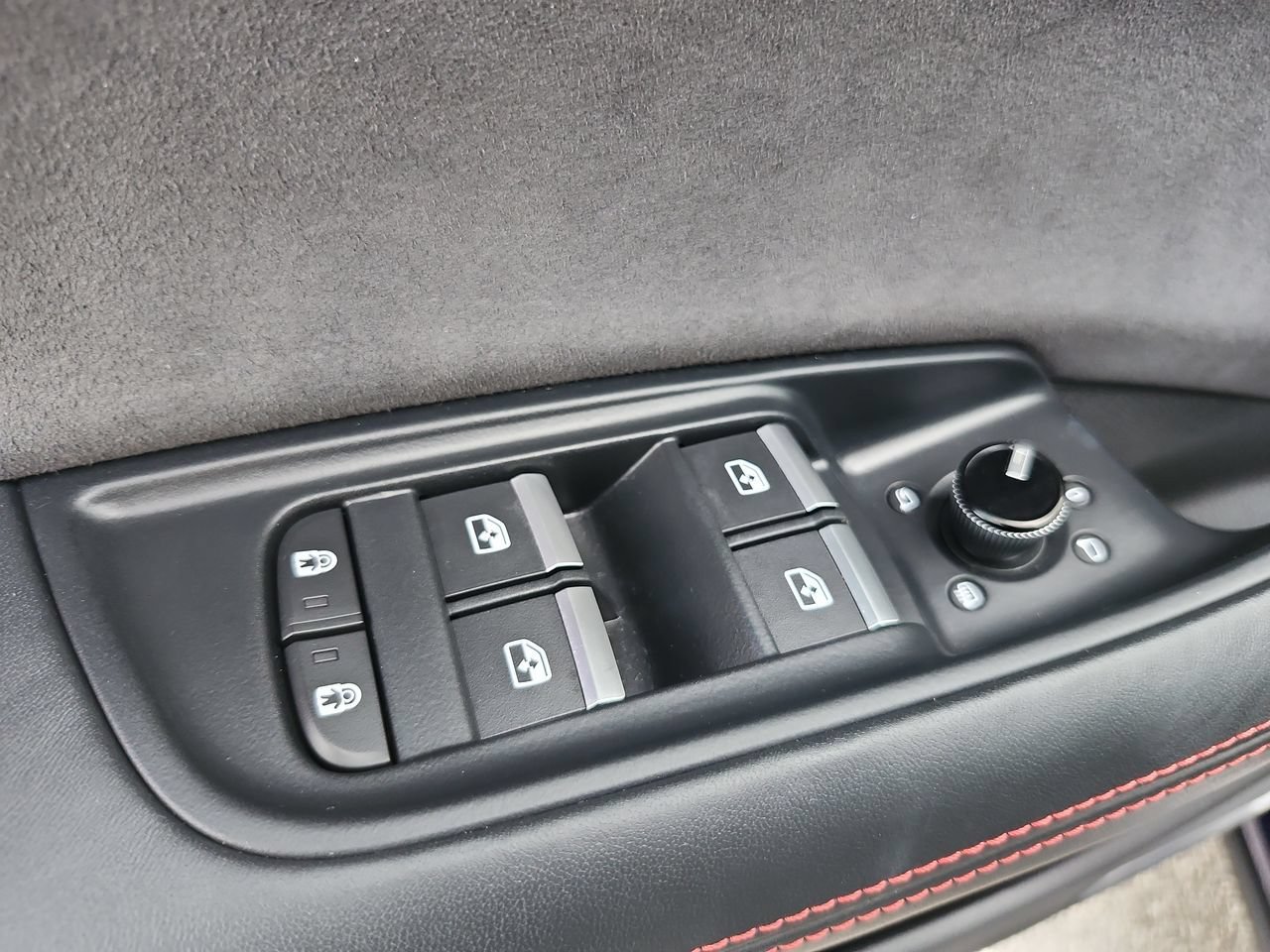 Used 2024 Audi RS Q8 AWD/4WD image 19