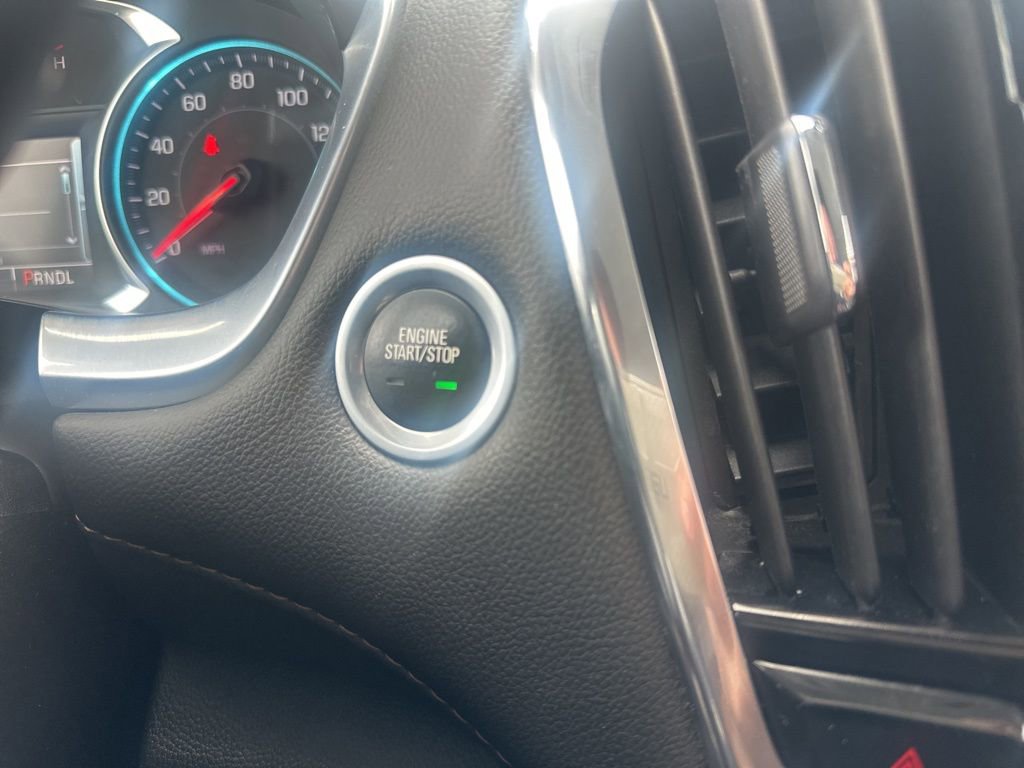 Used 2019 Chevrolet Traverse RS image 16