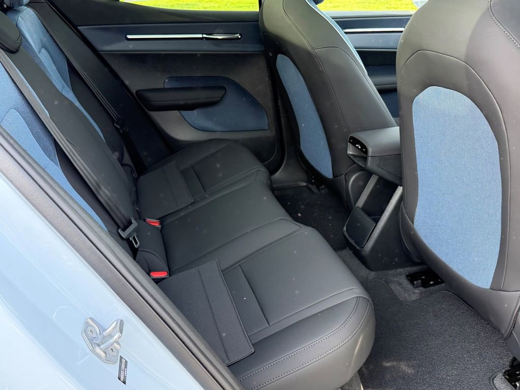 New 2026 Volvo EX30 Ultra image 13