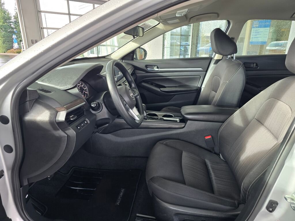 Used 2023 Nissan Altima 2.5 SV image 21