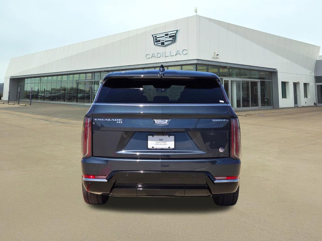 Certified 2025 Cadillac Escalade IQ Luxury 2 w/ LPO, Premium Carpet Package image 5