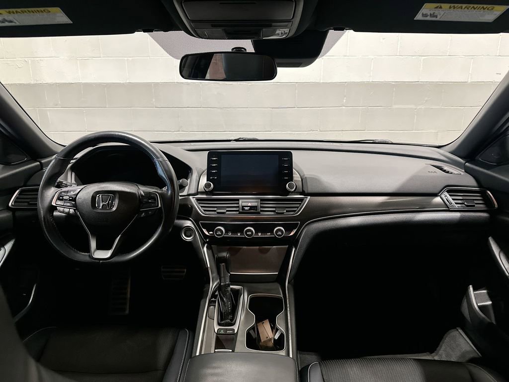 Used 2018 Honda Accord Sport image 8