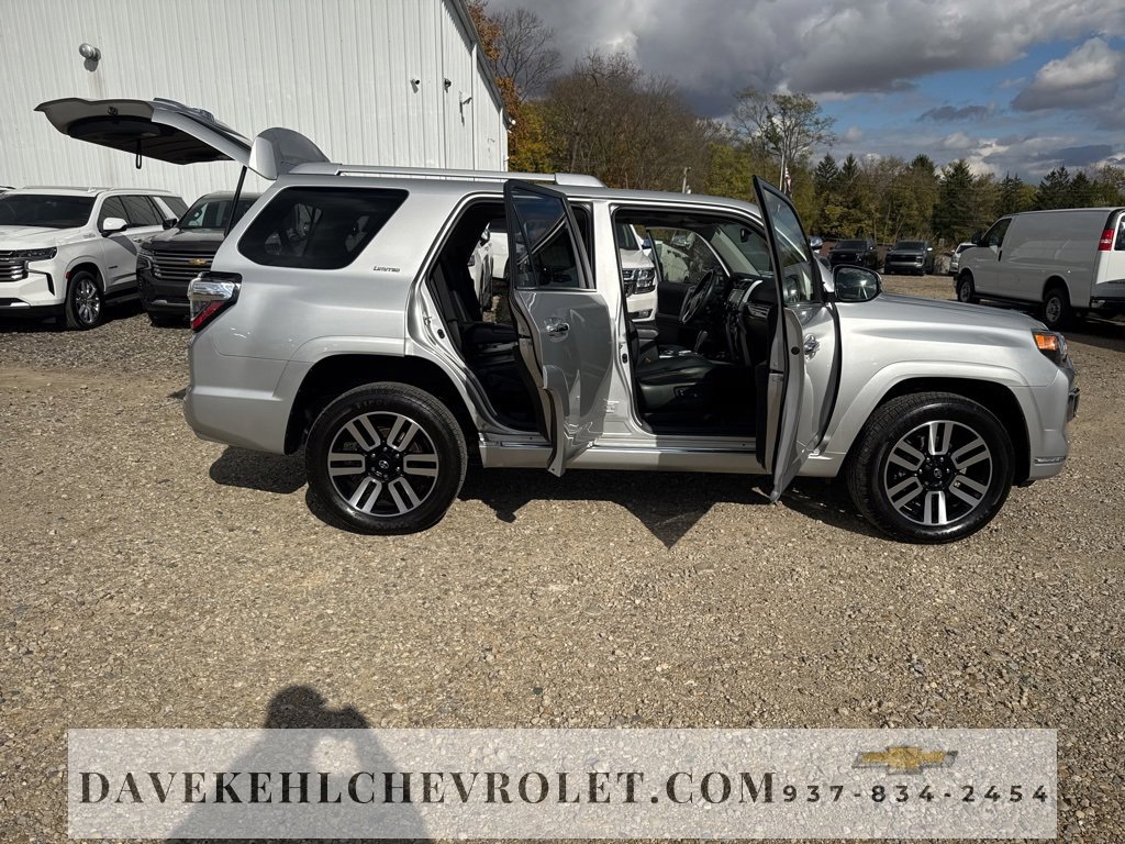 Used 2022 Toyota 4Runner Limited image 39