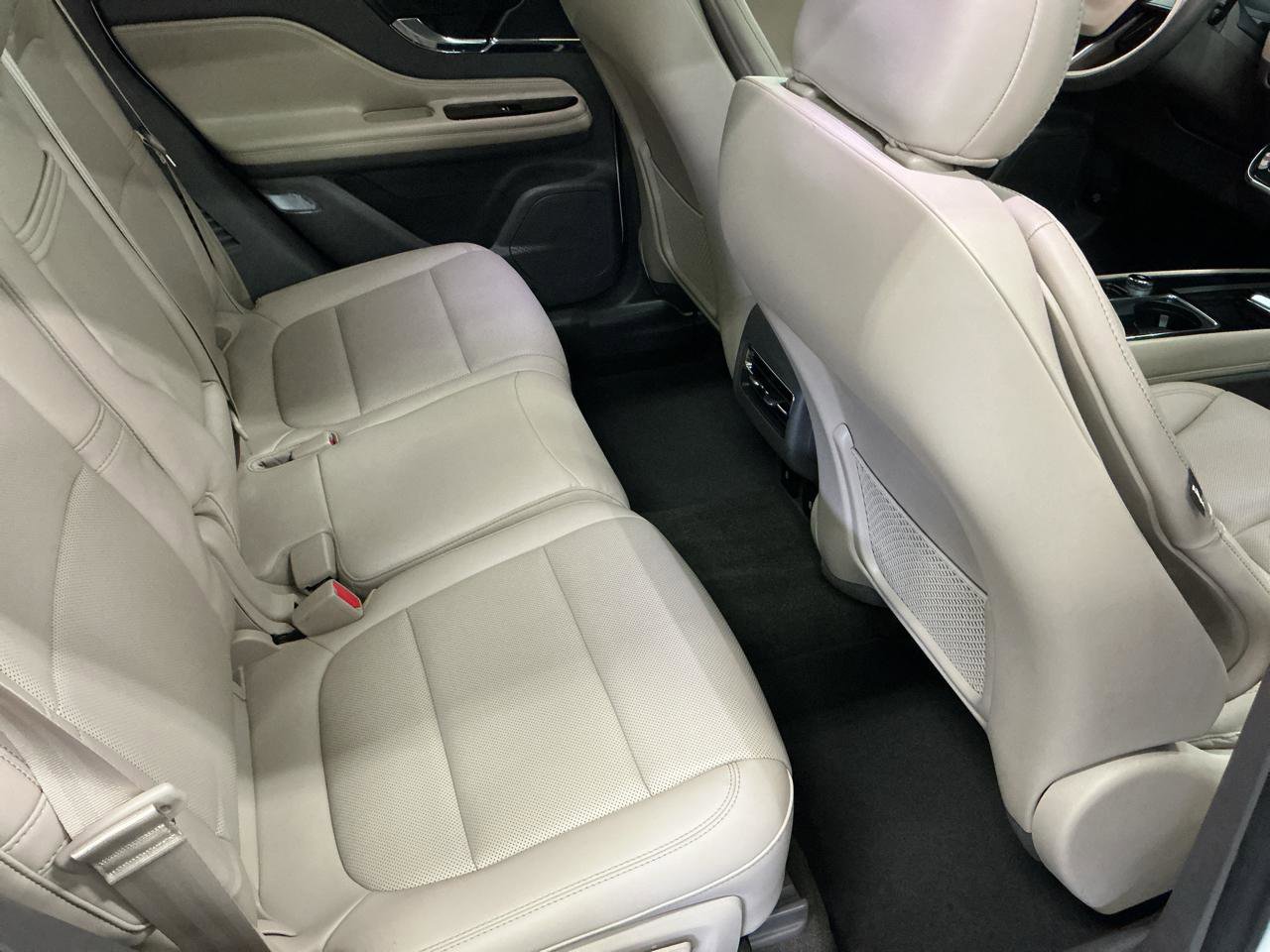 Used 2023 Lincoln Corsair AWD w/ Equipment Group 101A image 12