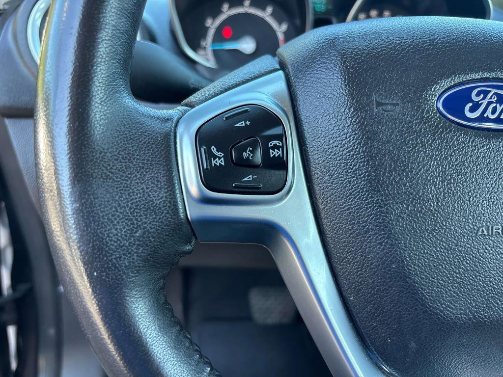 Used 2017 Ford Fiesta Titanium image 18