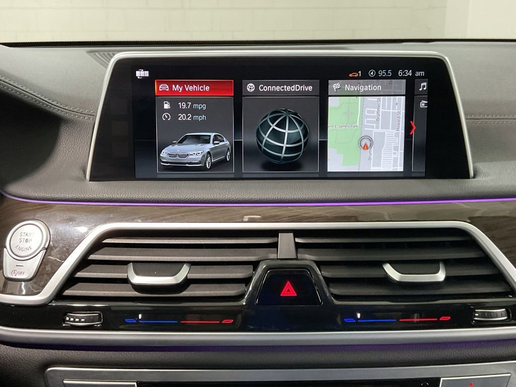 Used 2018 BMW 740i xDrive image 14