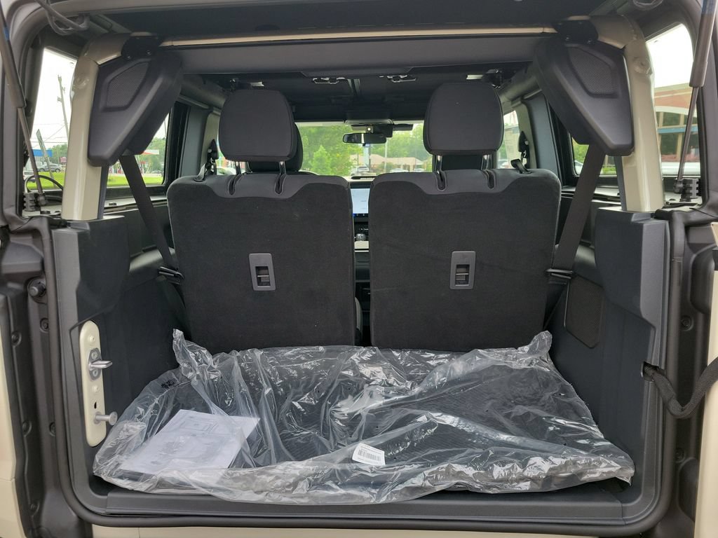 New 2026 Ford Bronco 2-Door w/ Sasquatch Package AWD/4WD image 7