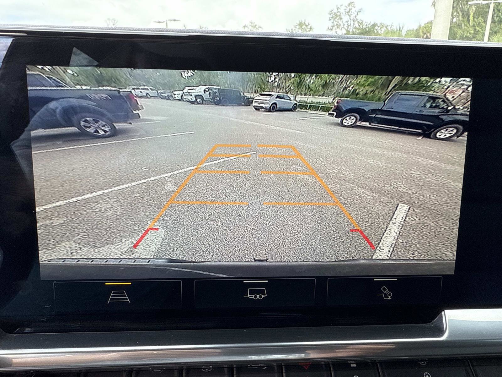 Used 2024 Chevrolet Silverado 1500 LT Trail Boss w/ Convenience Package II image 25