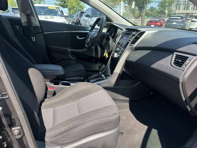 Used 2016 Hyundai Elantra GT FWD image 10