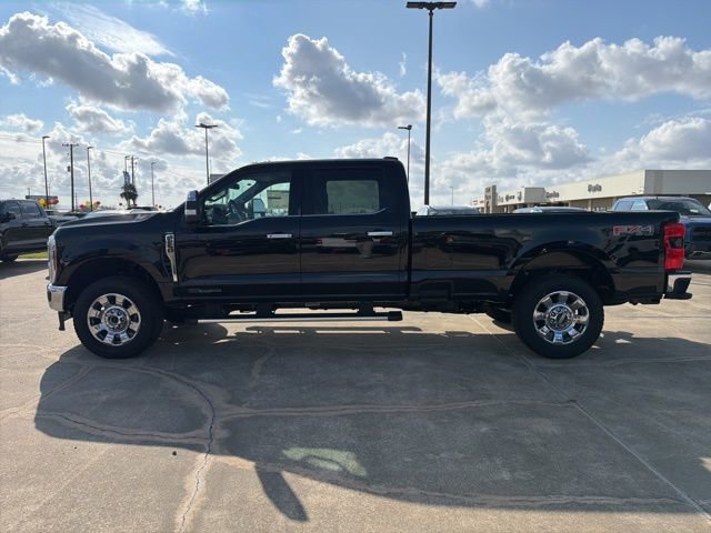 New 2025 Ford F250 Lariat w/ Chrome Package image 4