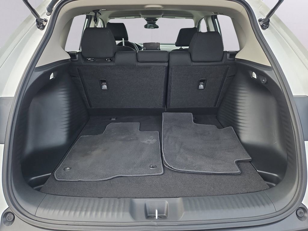 Certified 2023 Honda HR-V LX image 26