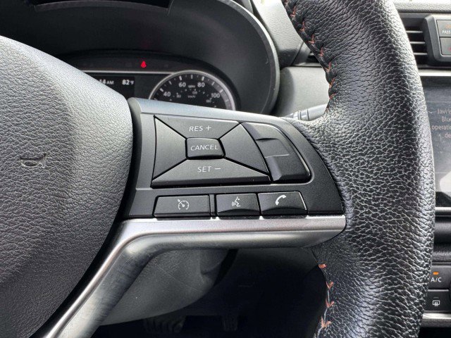 Used 2021 Nissan Versa SR image 24