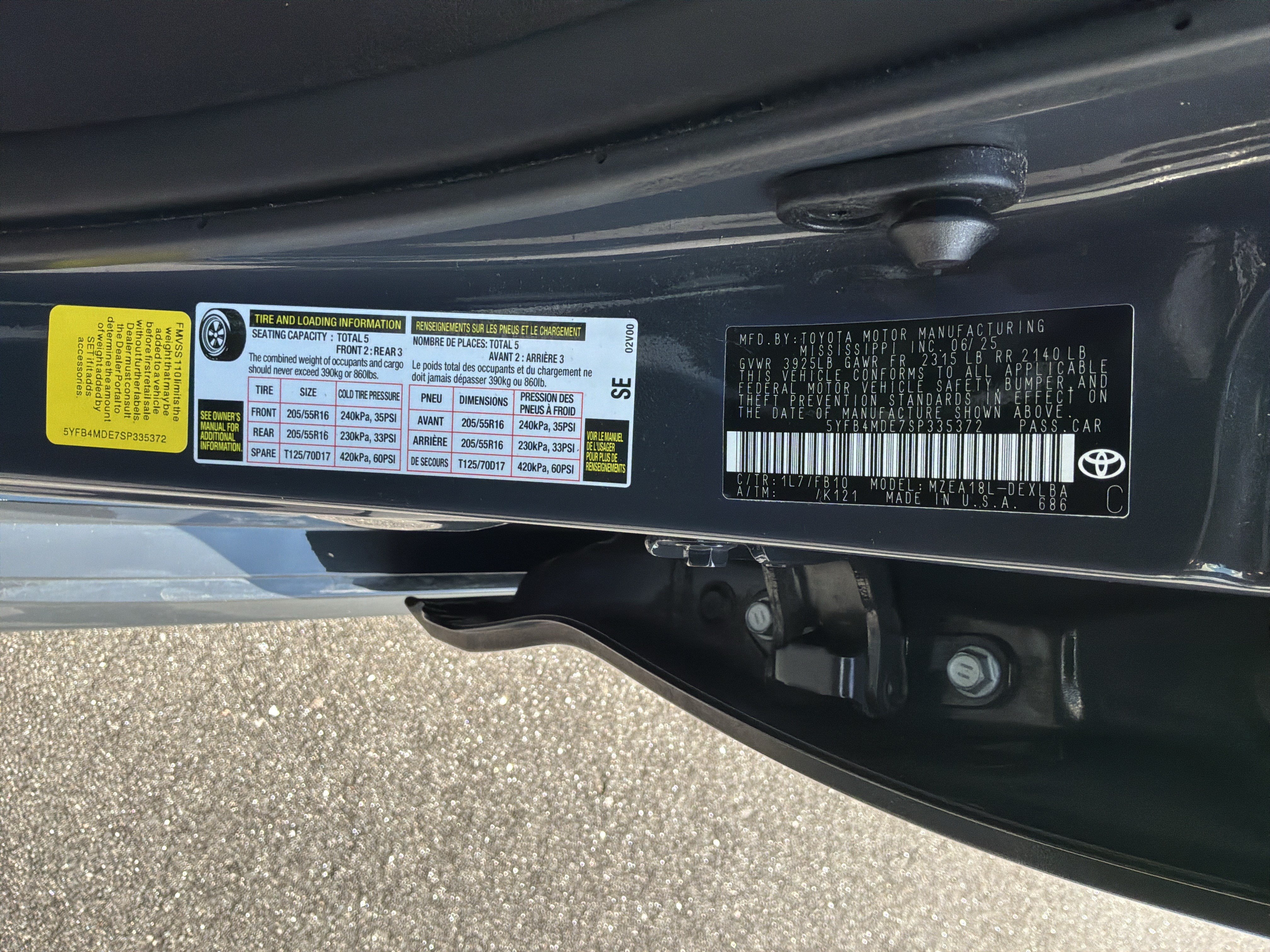 Used 2025 Toyota Corolla LE FWD image 34