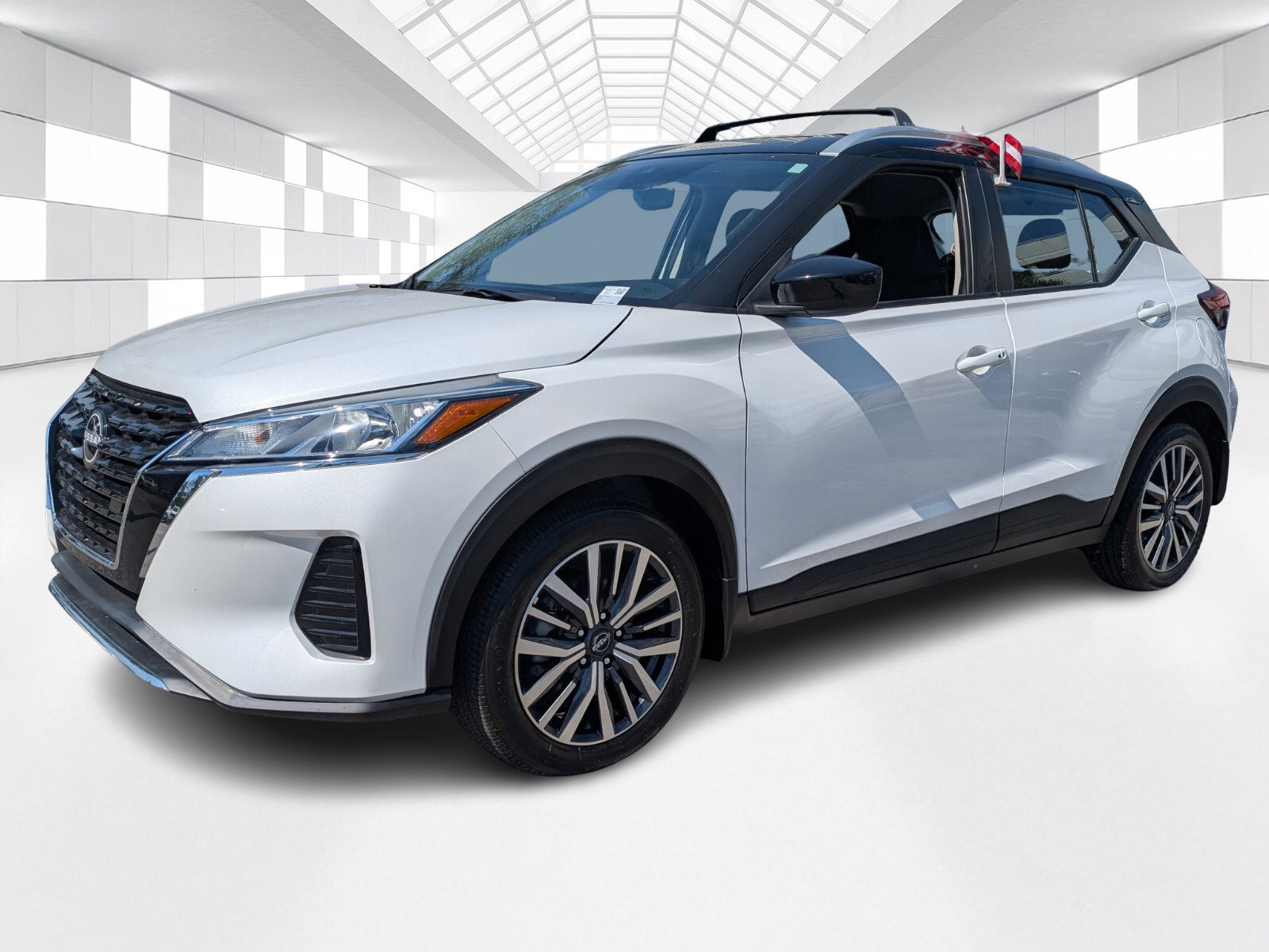 Certified 2024 Nissan Kicks SV w/ Interior Electronics Package image 3