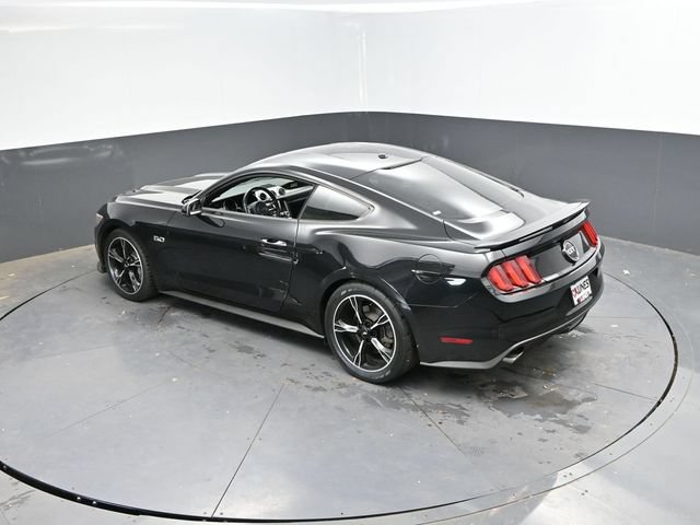 Used 2016 Ford Mustang GT Premium w/ Equipment Group 401A RWD image 39