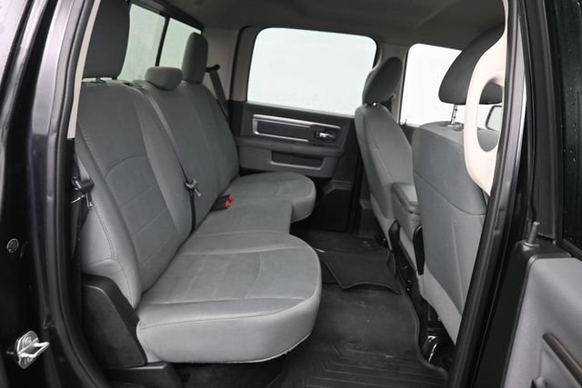 Used 2016 RAM 1500 Classic SLT AWD/4WD image 6