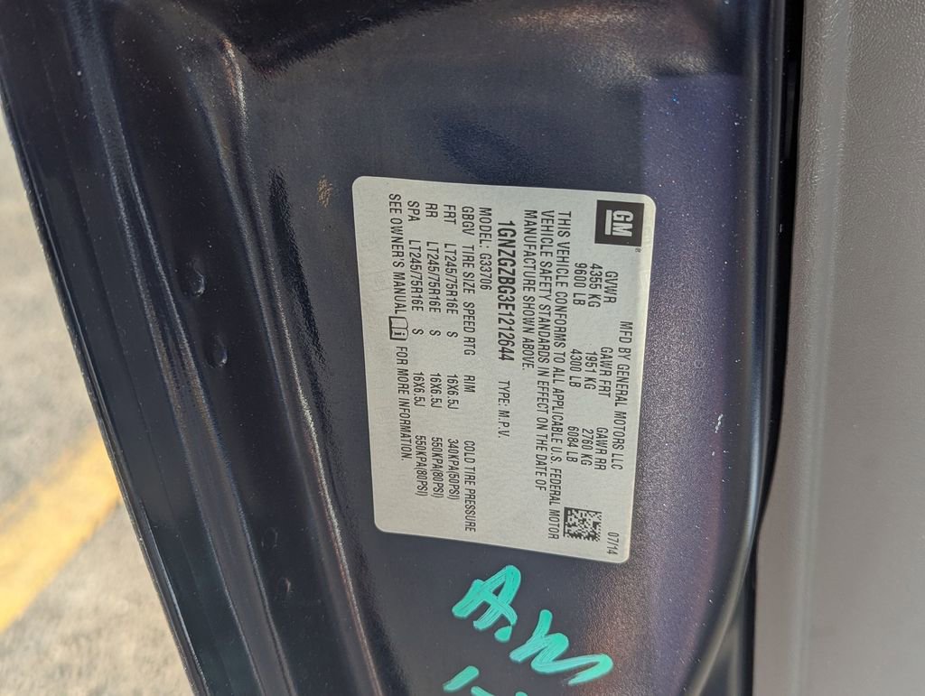 Used 2014 Chevrolet Express 3500 LS image 25