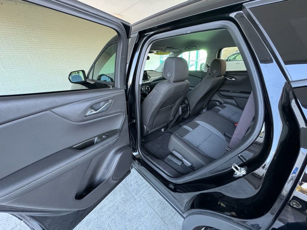 Used 2024 Chevrolet Blazer LT w/ Convenience Package image 17