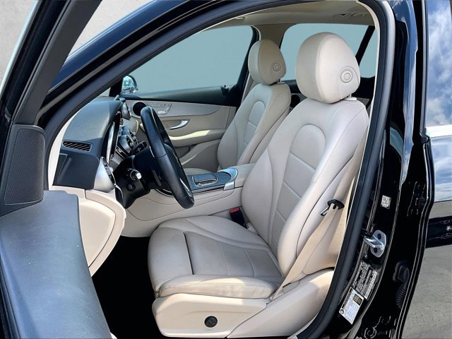 Certified 2022 Mercedes-Benz GLC 300 image 27