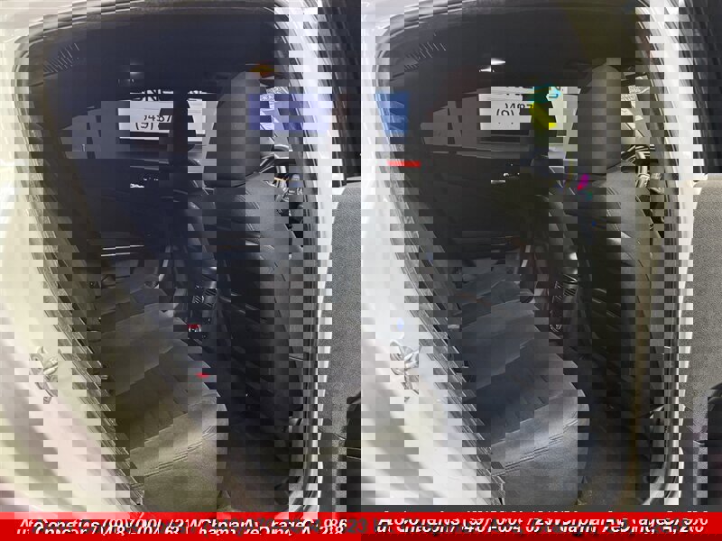 Used 2011 Dodge Charger SE RWD image 8