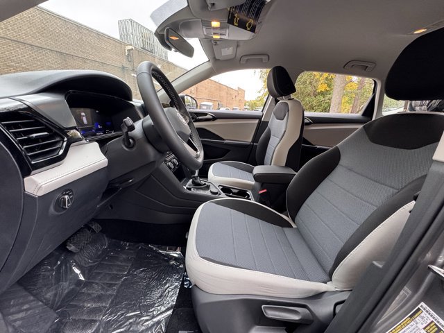New 2025 Volkswagen Taos S image 21