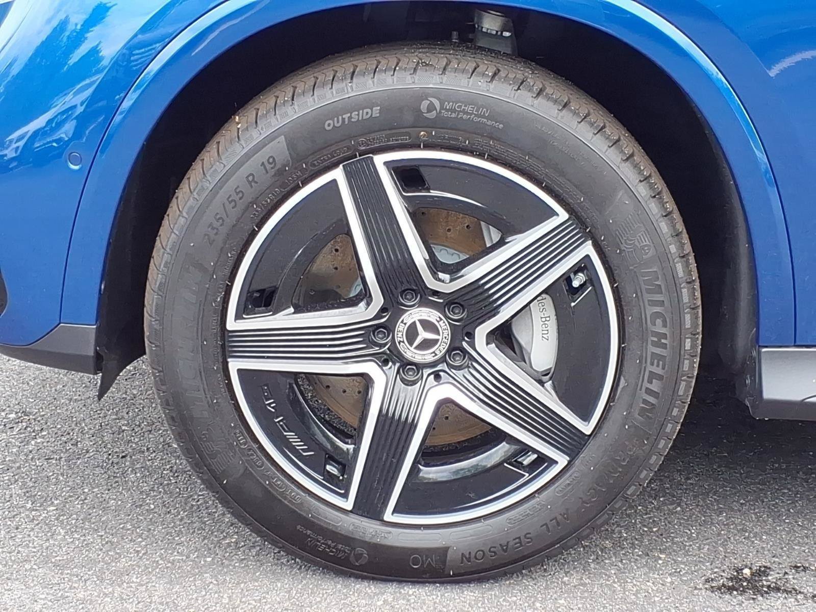New 2026 Mercedes-Benz GLC 300 4MATIC image 11