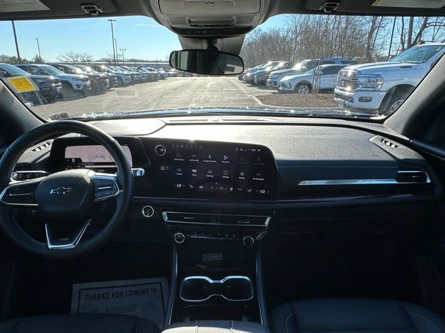 Used 2025 Chevrolet Traverse Z71 w/ Driver Confidence Package image 28