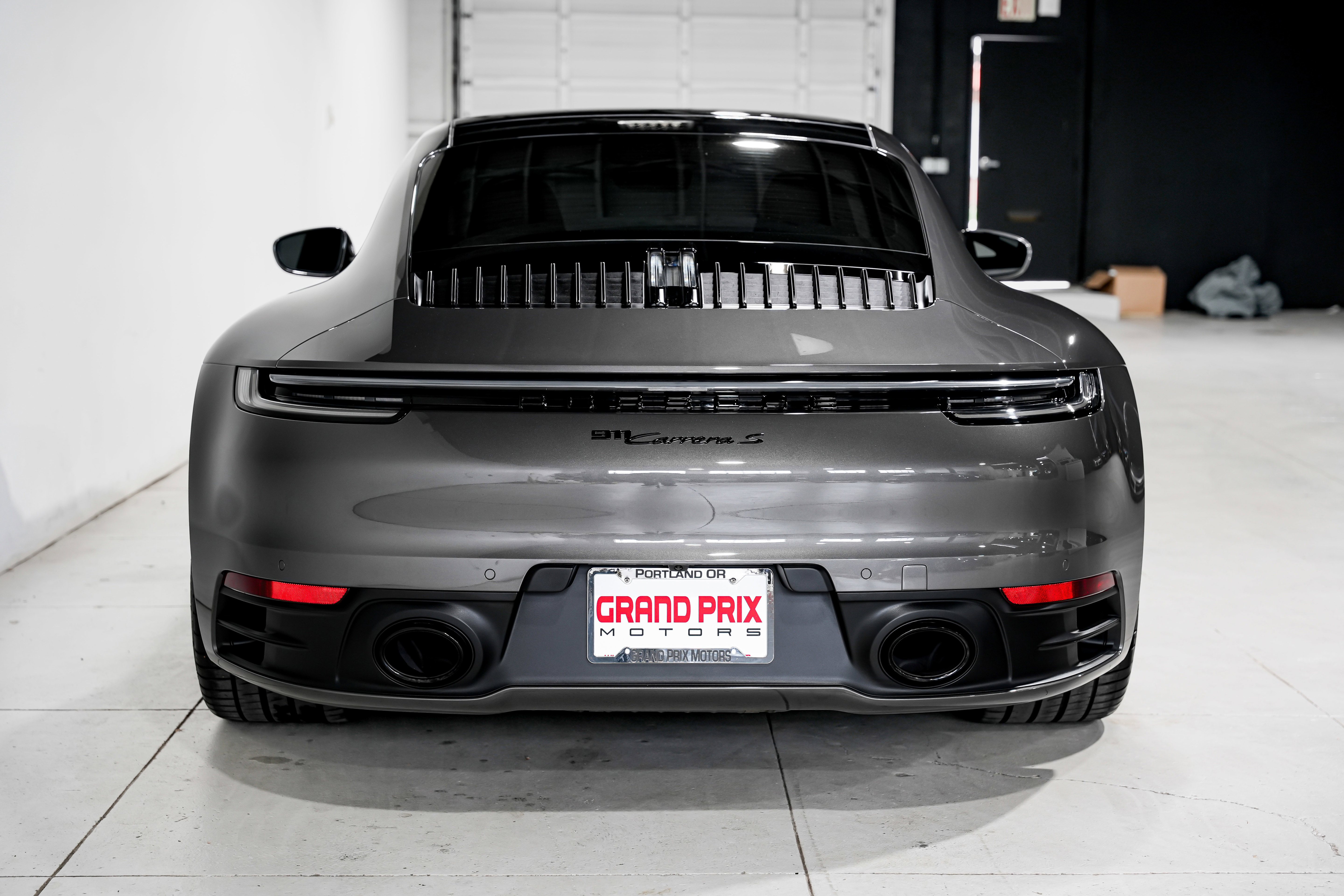 Used 2024 Porsche 911 Carrera S RWD image 4