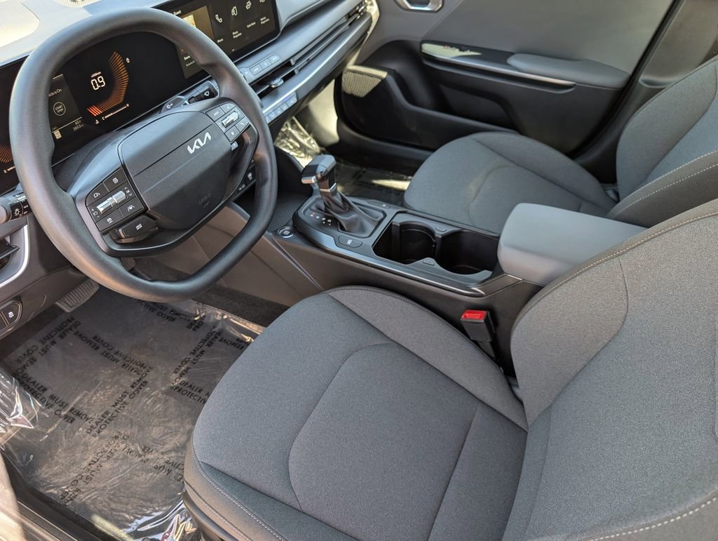 Certified 2025 Kia K4 LXS image 15