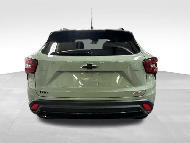 Used 2024 Chevrolet Trax RS w/ Driver Confidence Package image 6