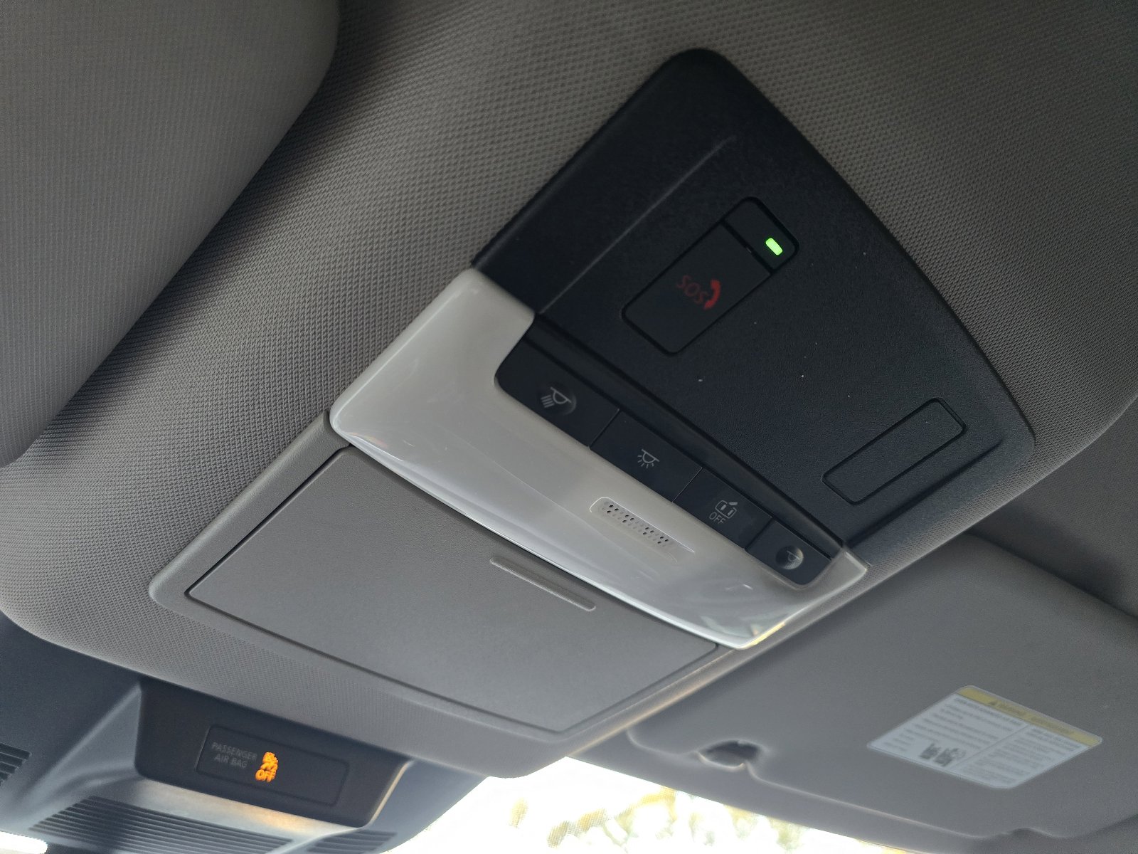 Used 2023 Nissan Rogue SV image 23