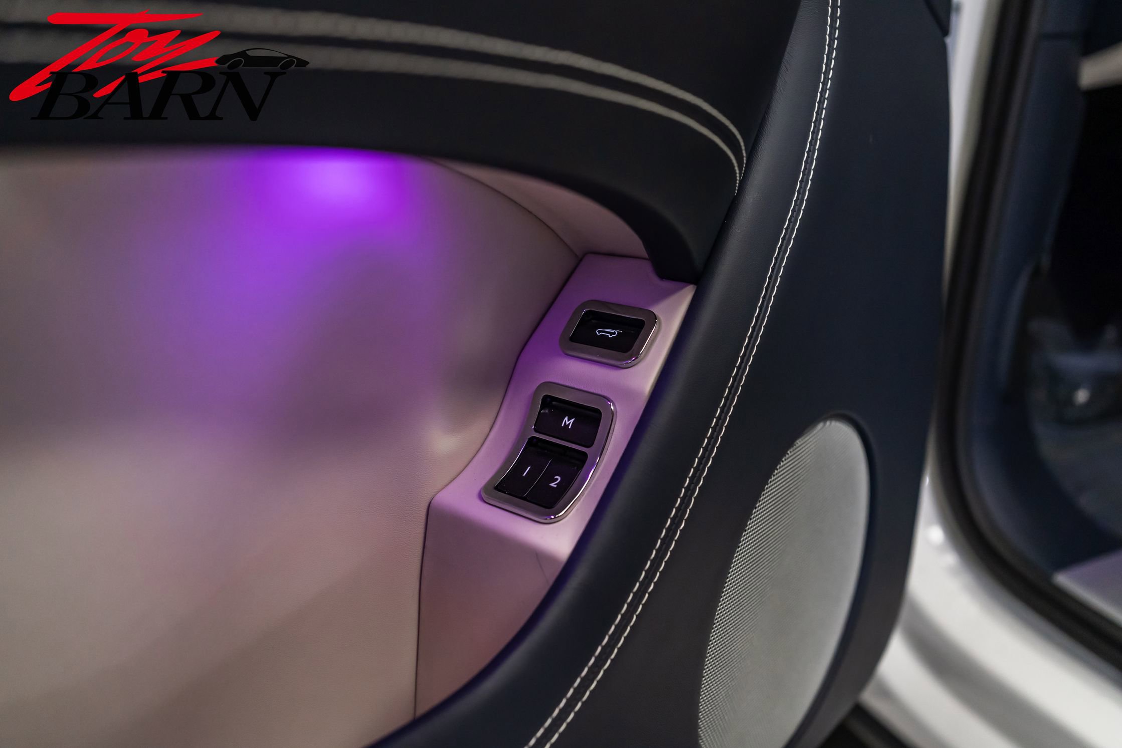 Used 2021 Bentley Bentayga image 22