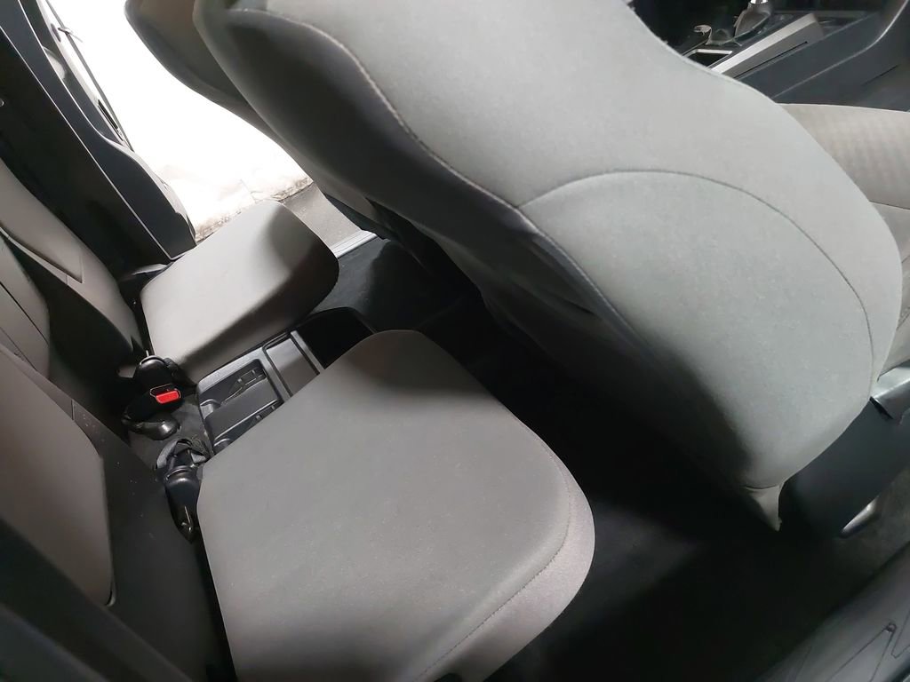 Used 2022 Toyota Tacoma SR5 image 10