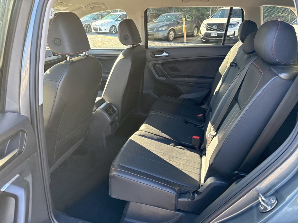 Used 2024 Volkswagen Tiguan SE image 13