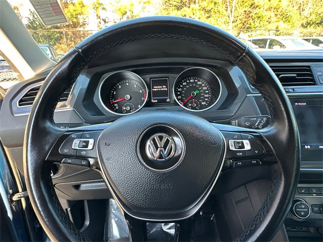Used 2019 Volkswagen Tiguan SE w/ Panoramic Sunroof Package image 25