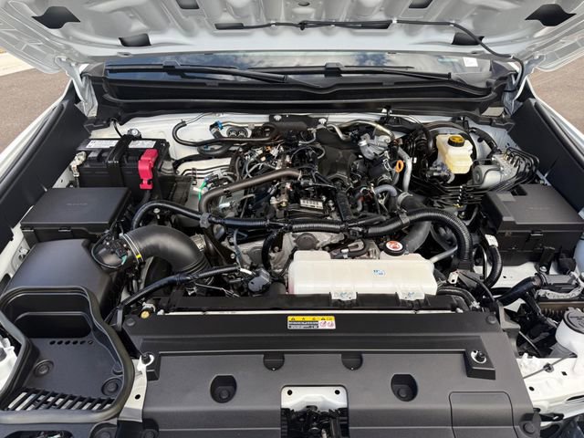 Used 2025 Toyota Tacoma SR image 14
