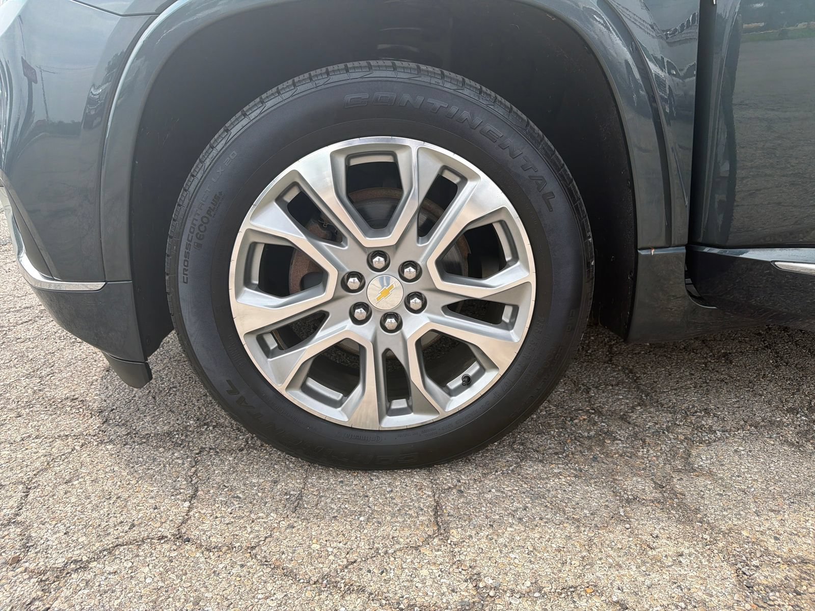 Used 2018 Chevrolet Traverse Premier AWD/4WD image 30