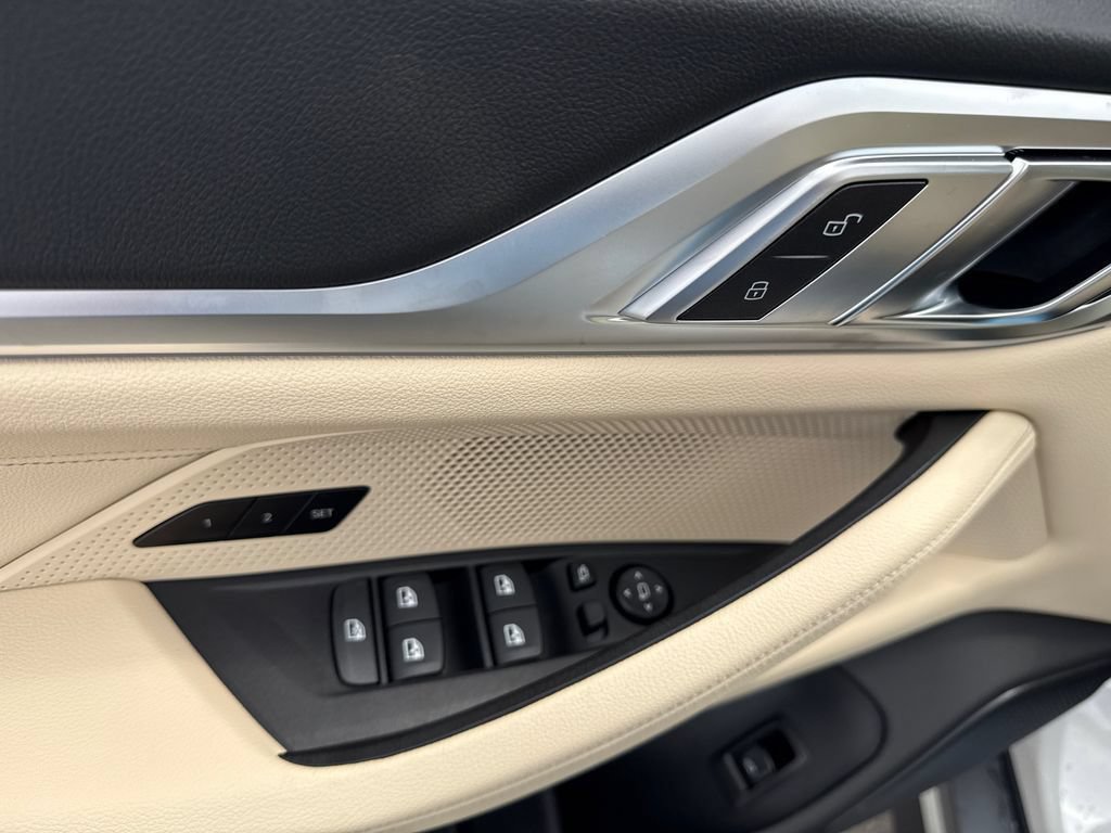 New 2026 BMW i4 eDrive40 RWD image 14