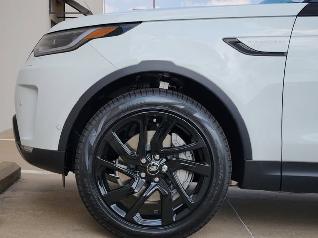 Used 2025 Land Rover Discovery S AWD/4WD image 6