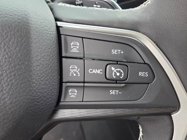 New 2024 Jeep Grand Cherokee L Altitude image 25