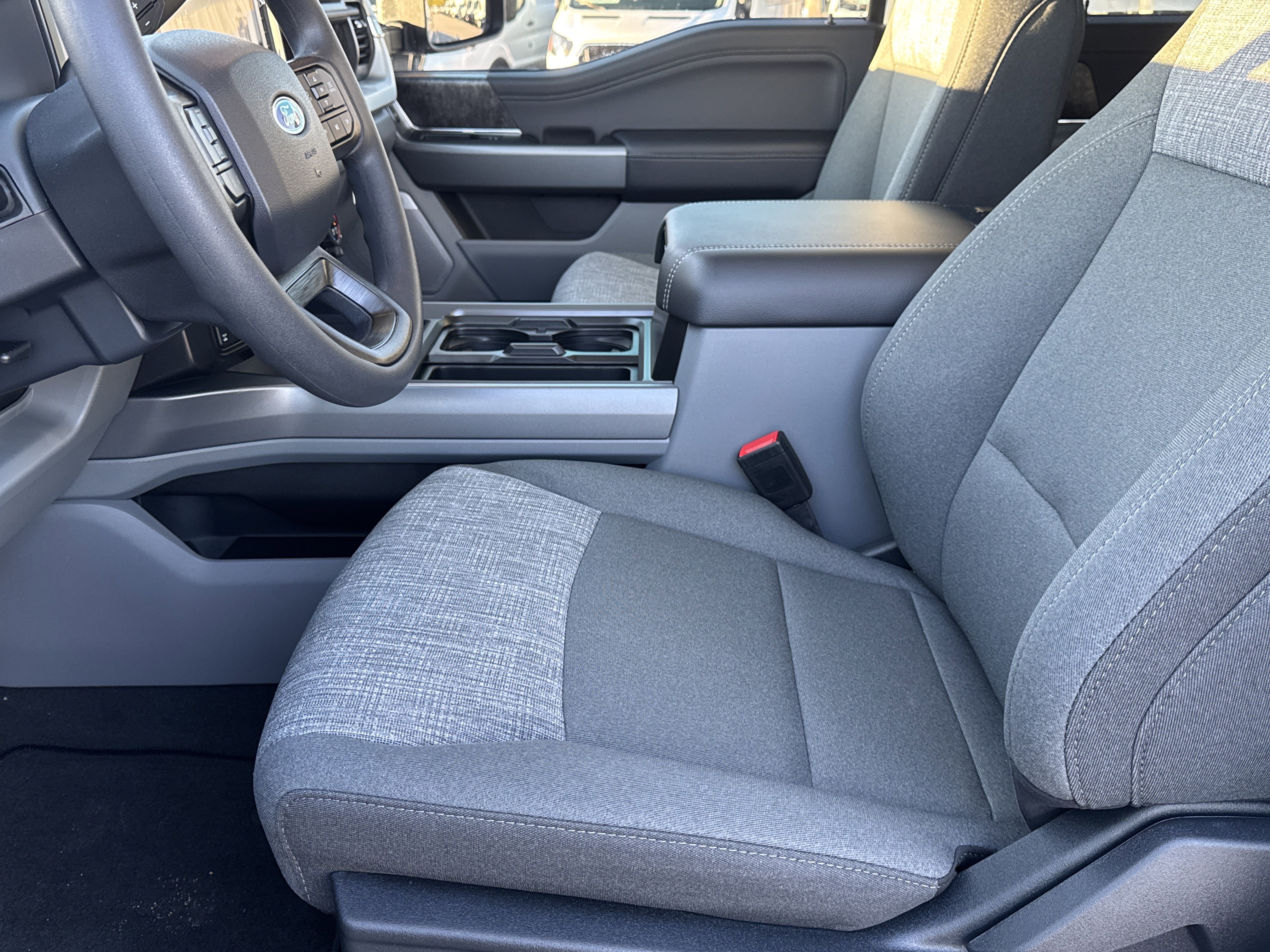 New 2026 Ford F250 XLT w/ XLT Premium Package image 8