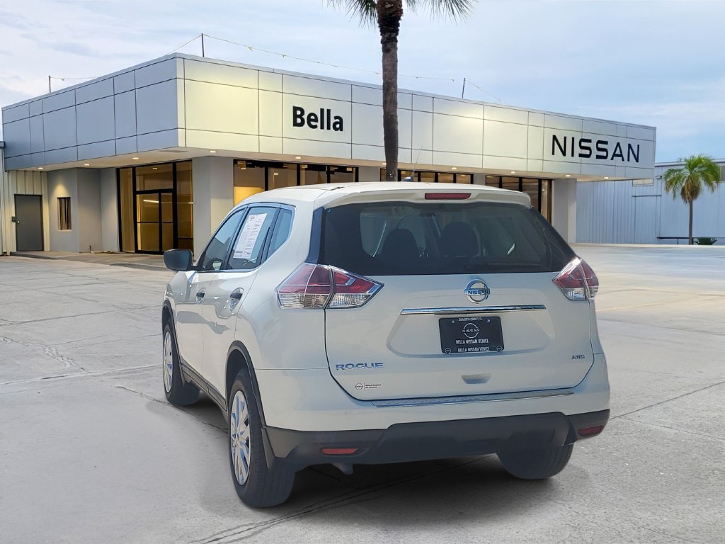 Used 2016 Nissan Rogue S AWD/4WD image 4