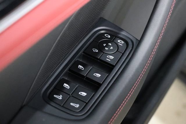 Used 2025 Porsche Panamera 4 AWD/4WD image 17