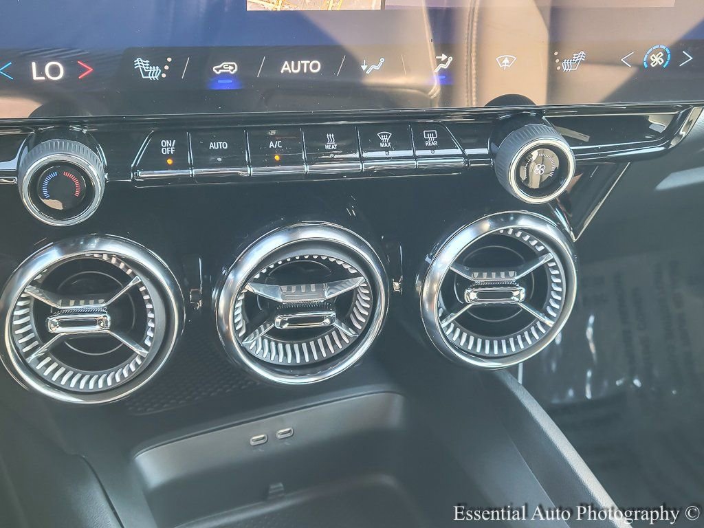 New 2026 Chevrolet Blazer EV LT image 15