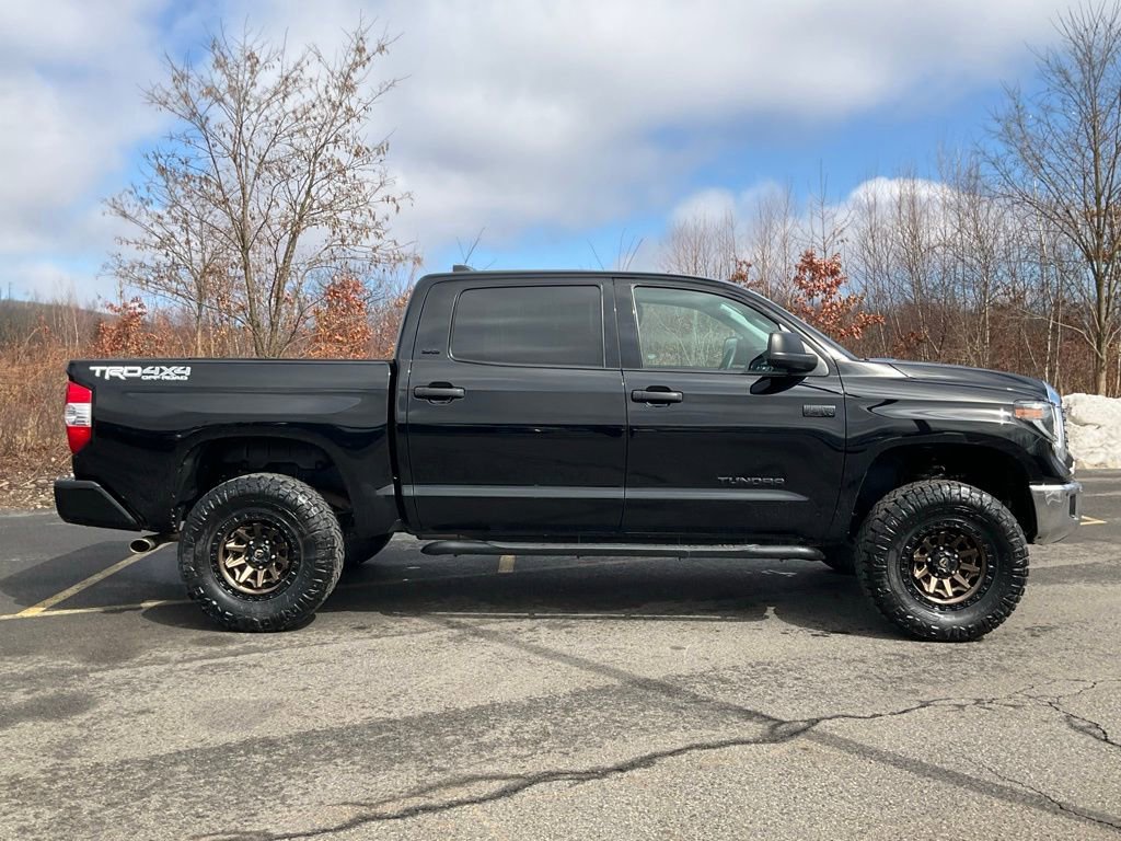 Used 2021 Toyota Tundra SR5 w/ TRD Off-Road Package image 29