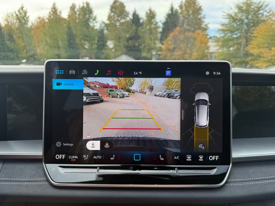 New 2026 Volkswagen Tiguan SE R-Line image 19